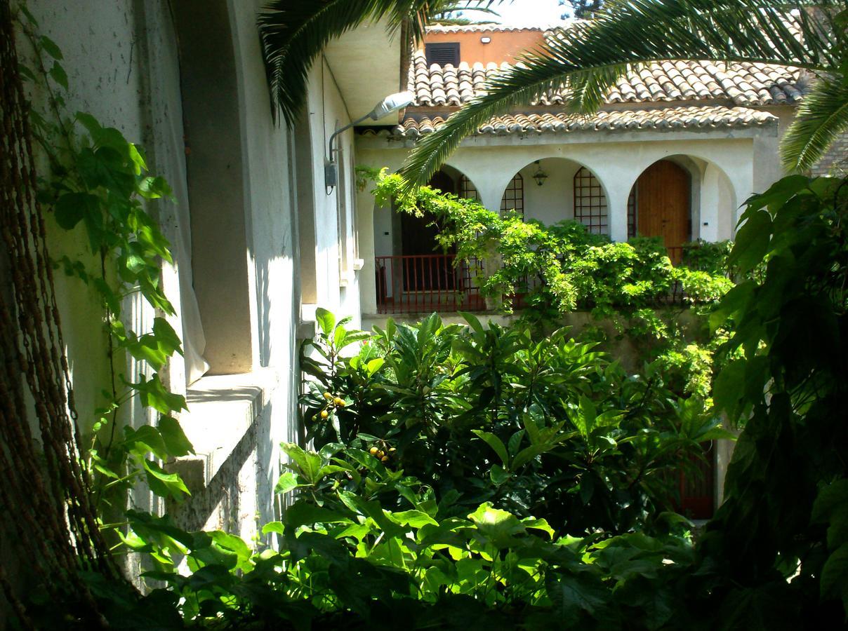 Villa La Cucullera Catanzaro Habitación foto